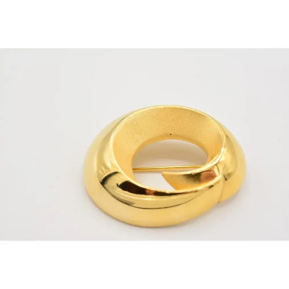 Givenchy Vintage Brooch Pin Round Brushed Gold Metallic Textured Signed BinAC